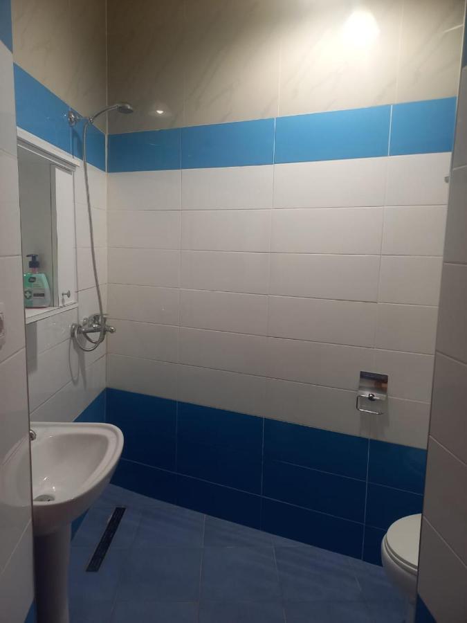 Miziriguesthouse Gjirokaster Bagian luar foto