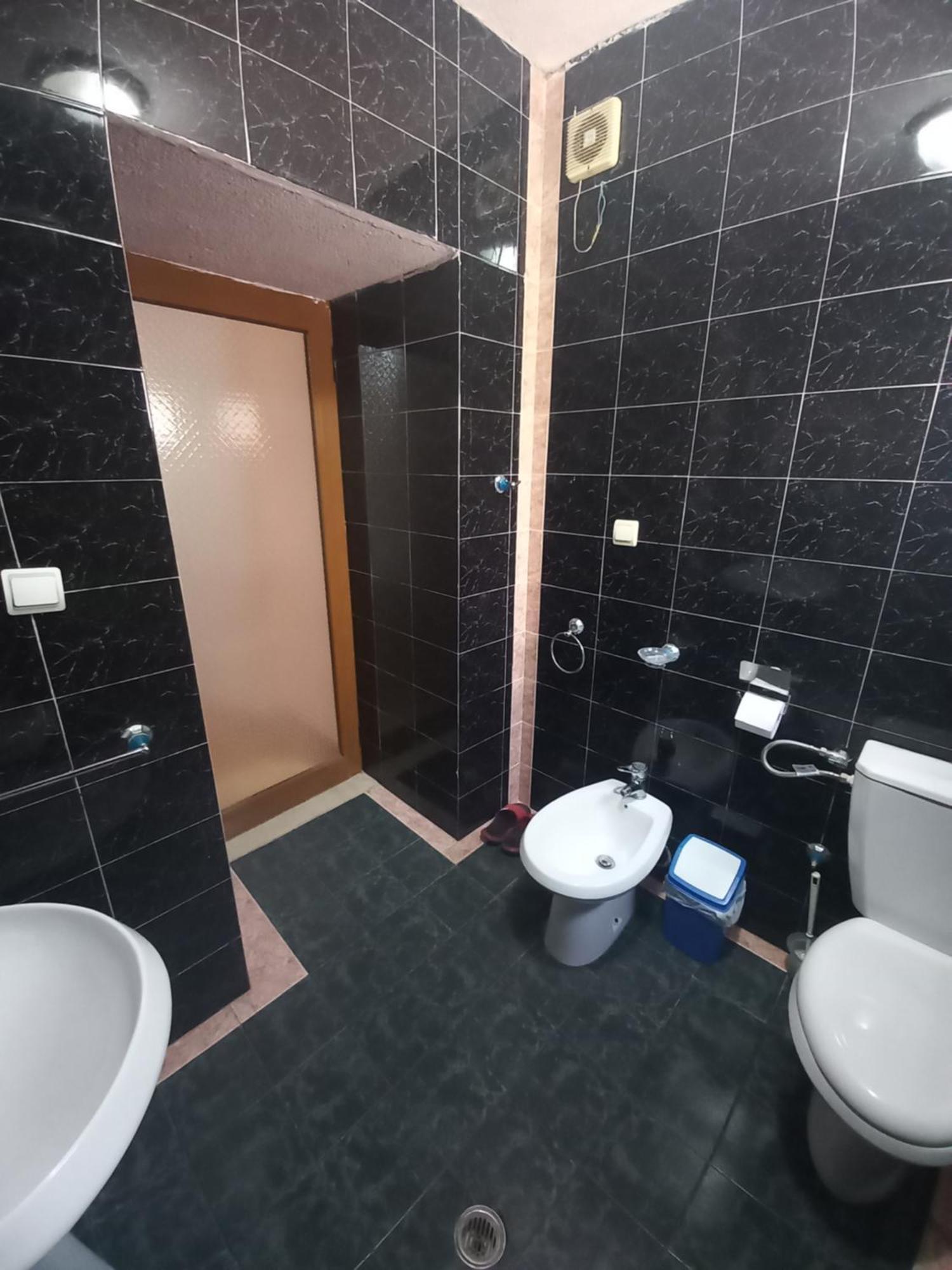 Miziriguesthouse Gjirokaster Bagian luar foto