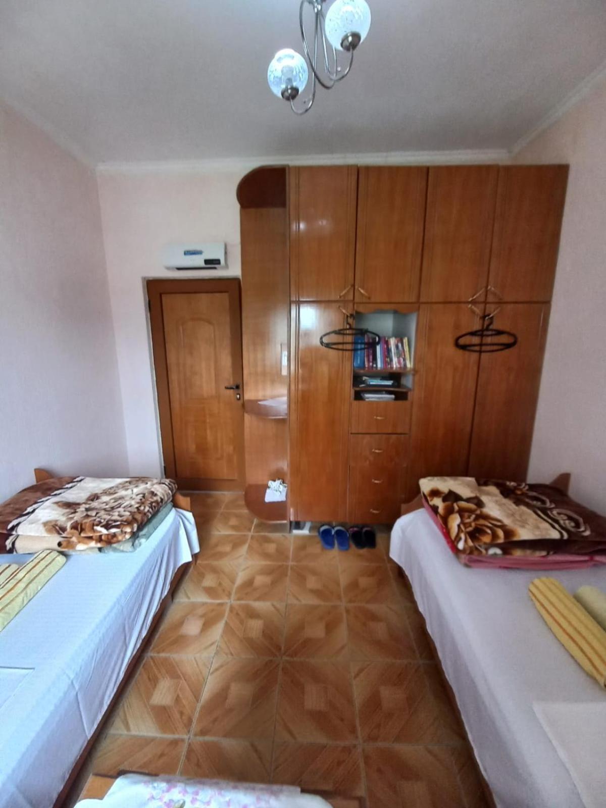 Miziriguesthouse Gjirokaster Bagian luar foto